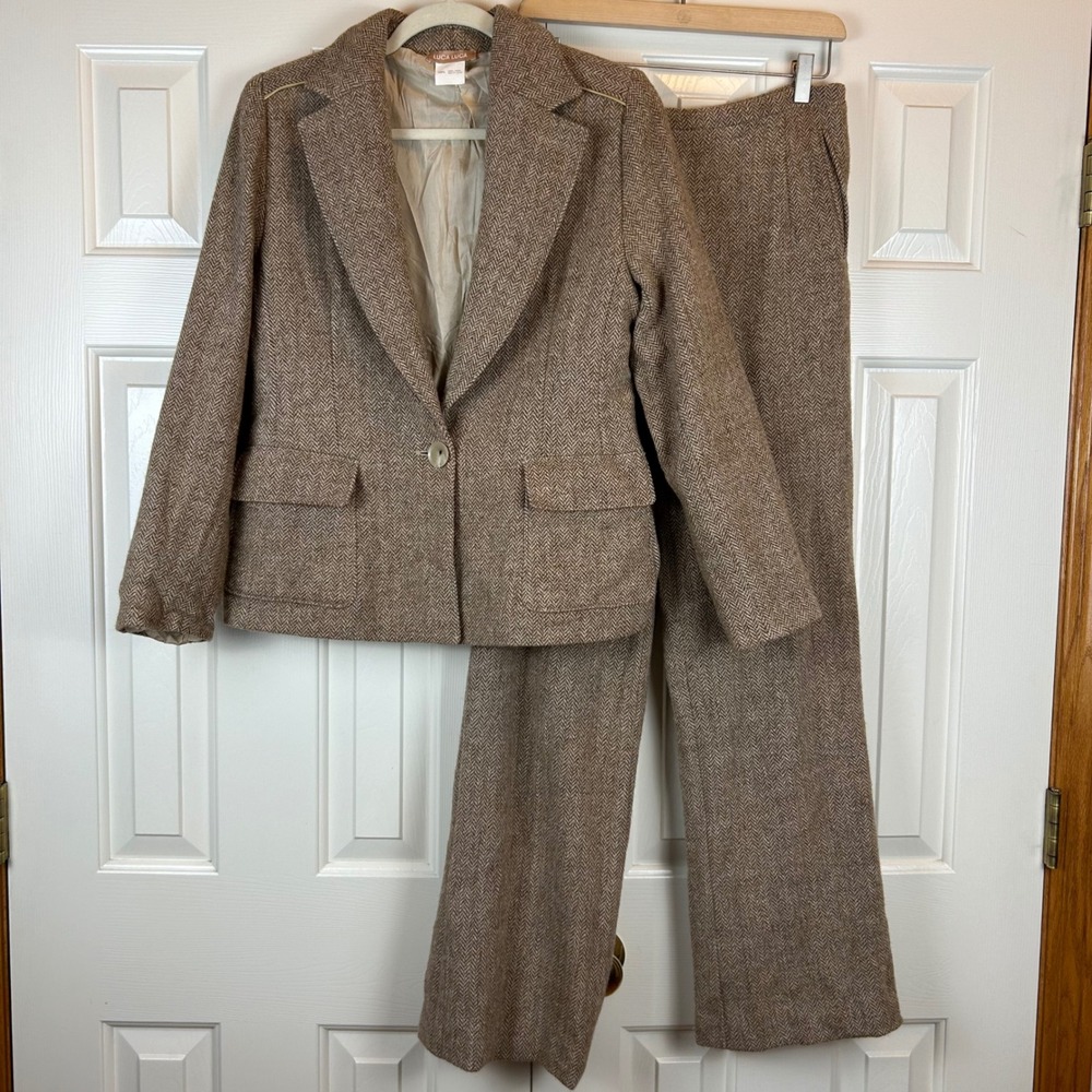 Vintage Luca Luca Italy Herringbone Wool Silk Matching Suit Set Blazer Trousers